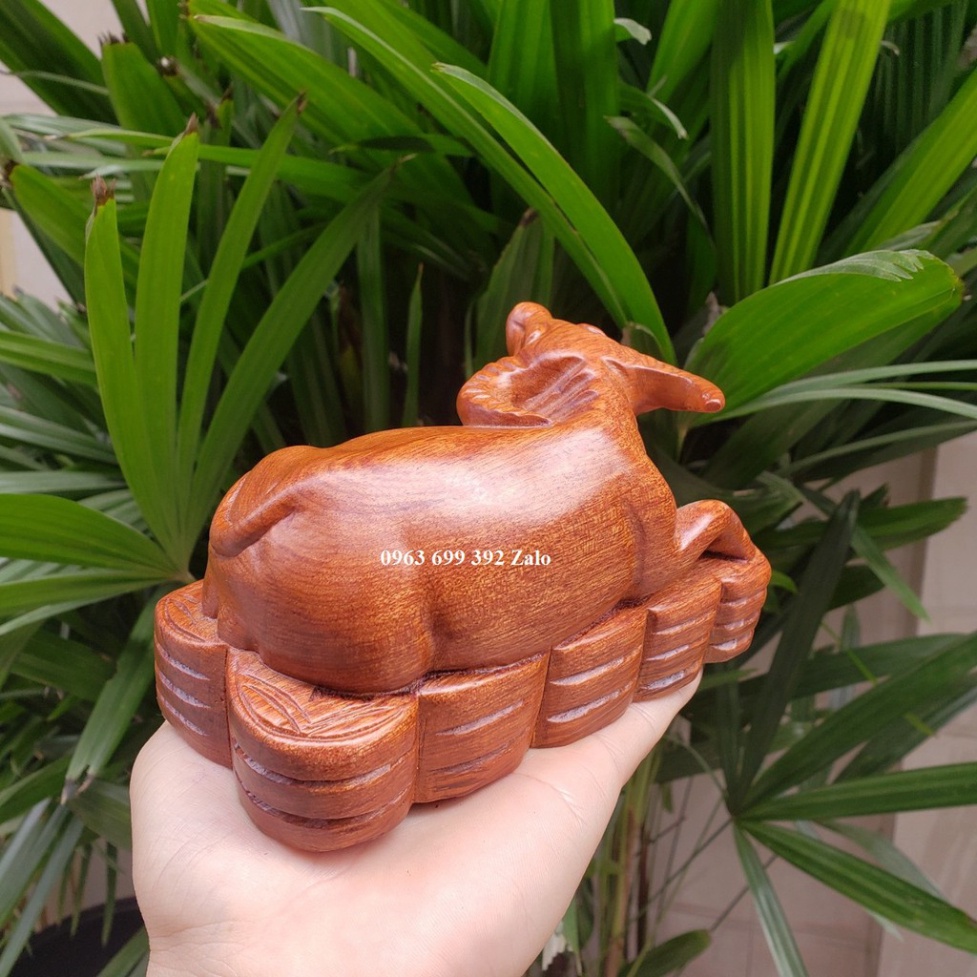 Tượng con trâu gỗ hương ngang 20 cm