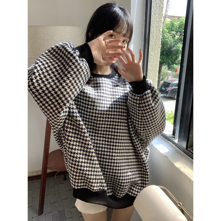 Áo nỉ dài tay cổ tròn form rộng phong cách retro Hàn quốc | BigBuy360 - bigbuy360.vn
