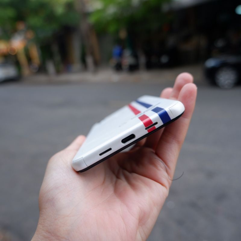 skin dán full lưng viền google pixel 3xl, pixel 3a xl, pixel 4, pixel 4 XL, pixel 5, pixel 6, pixel 6 pro Thom Browne