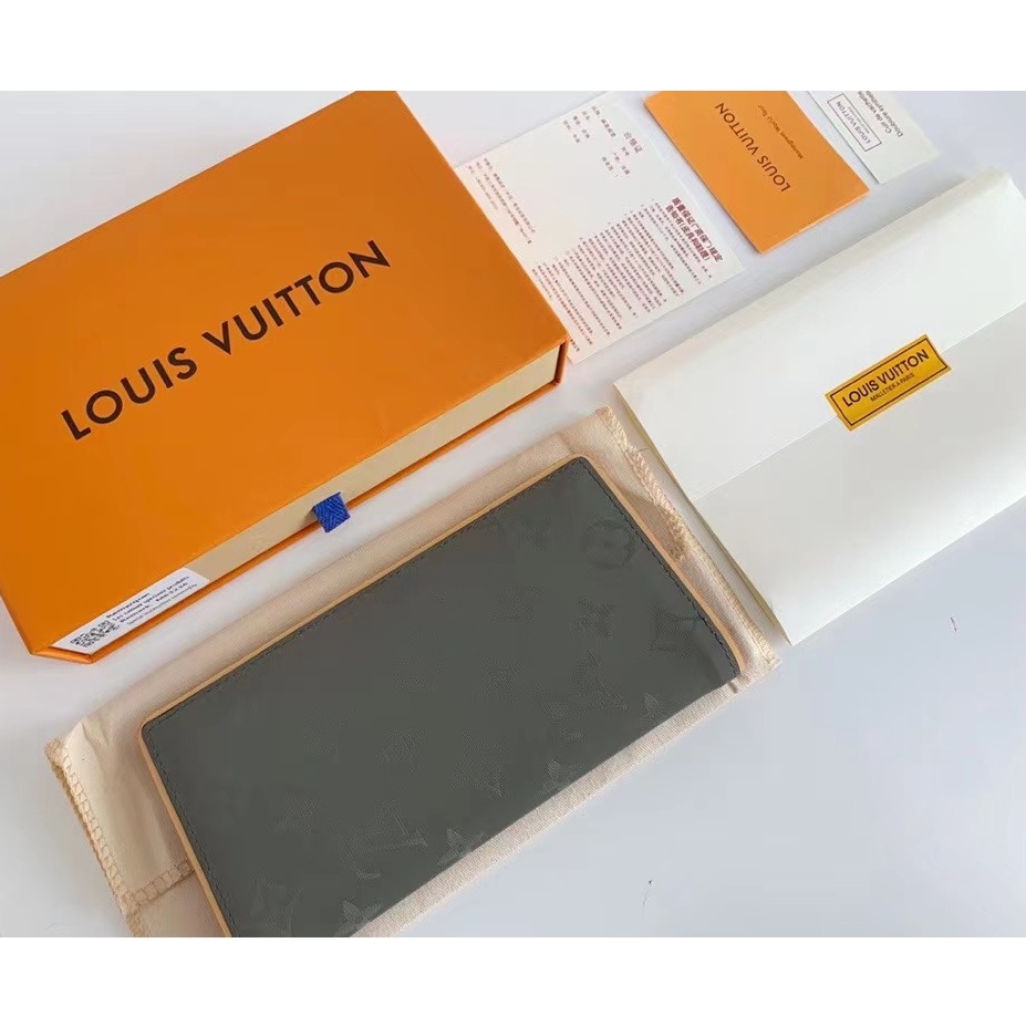Sẵn sàng giao hàng Ví dài nam mới của Louis Vuitton LV có hộp