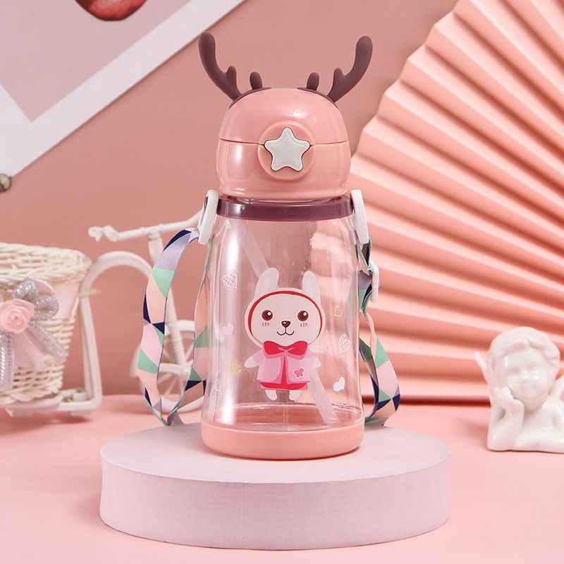 Bình nước hình hươu, bình hút nước cho bé thích uống nước,mang nước đi học, có dây đeo, nhựa trittan an toàn