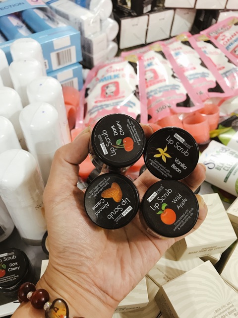 Tẩy tế bào chết môi Beauty Treat Lip Scrub | BigBuy360 - bigbuy360.vn
