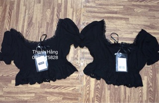 Áo crop cổ vuông