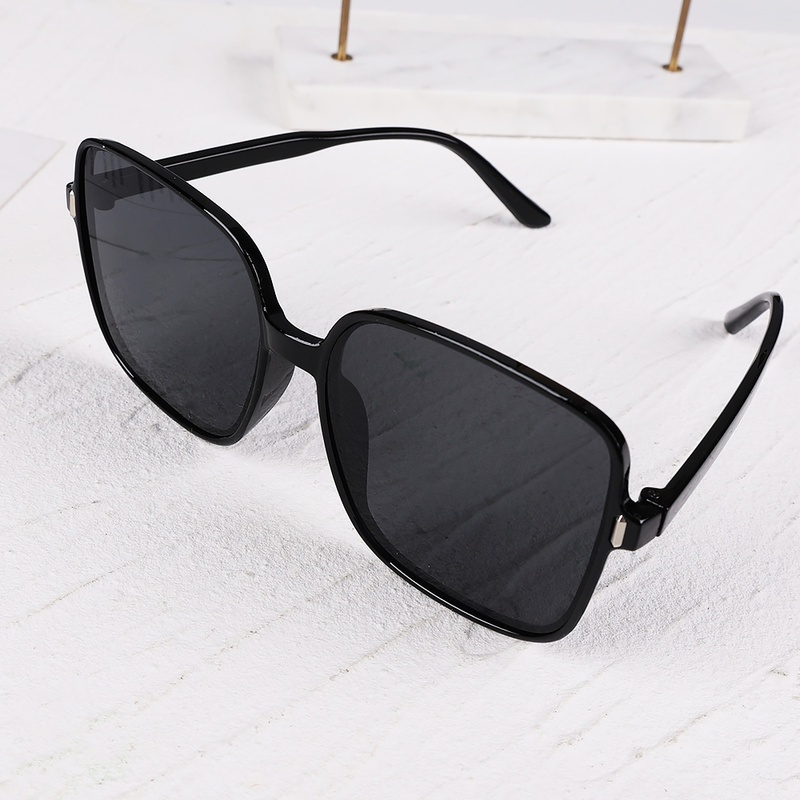 1 Kính Râm Unisex Gọng Vuông Lớn Chống Tia UV Thời Trang