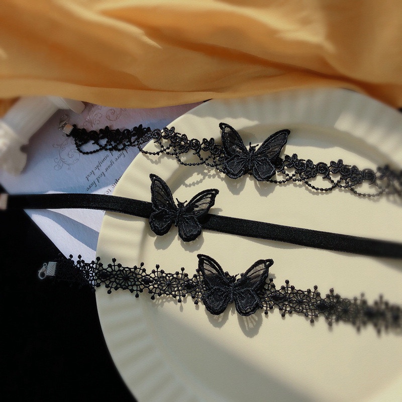 Vòng Cổ choker Dây Nhung Đen Mặt Bướm Ba Chiều Cá Tính Quyến Rũ