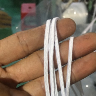 1KG THUN DẸP 3MM MAY KHẨU TRANG ( Loại đẹp, 700m)