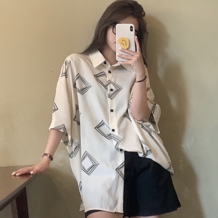 Áo sơ mi nữ kiểu form rộng tay lỡ Vanessa Stylish chất liệu đũi trơn mịn mát in hình Ô Vuông Đen Trắng SMH.40