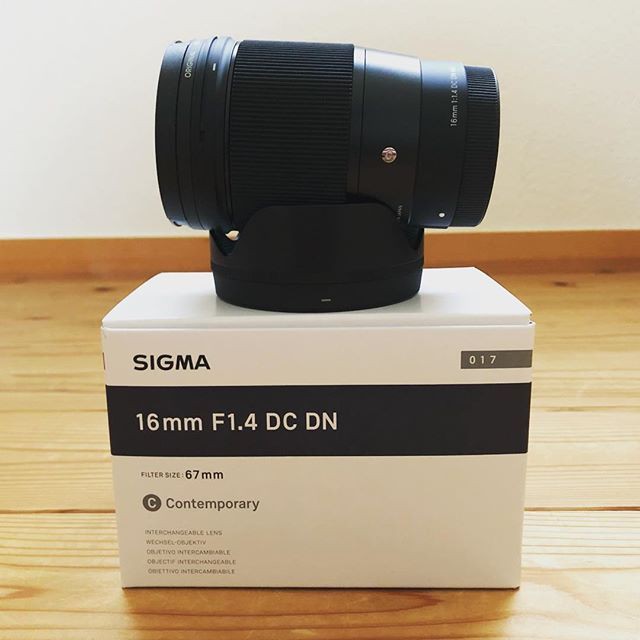 Ống kính Sigma 16mm F1.4 DC DN cho Sony E-Mount