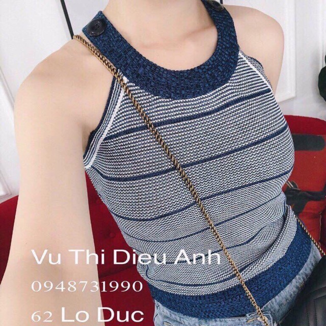 Áo cổ yếm