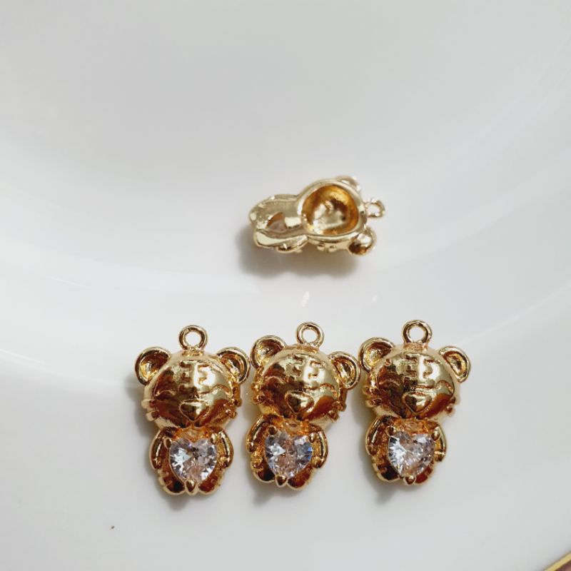 Charm treo hình con hổ mạ vàng tĩnh điện bền màu