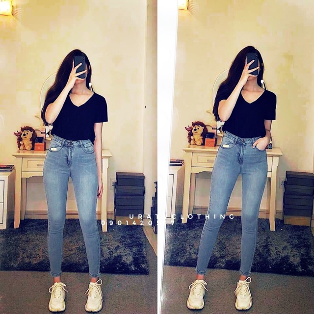 Áo thun cổ tim H&M 35k