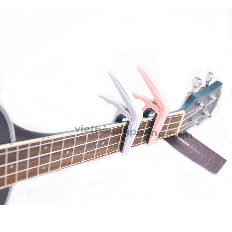 Combo Bao da 1 lớp Ukulele + Capo nhựa nhiều màu + Bộ dây dự phòng