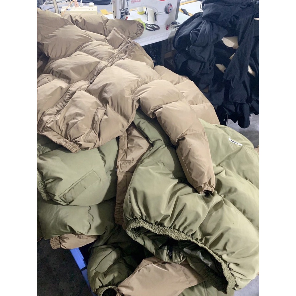 Áo phao FOG Fear of God ESSENTIALS Puffer Jacket Iridescent, áo khoác phao FOG ESSENTIALS