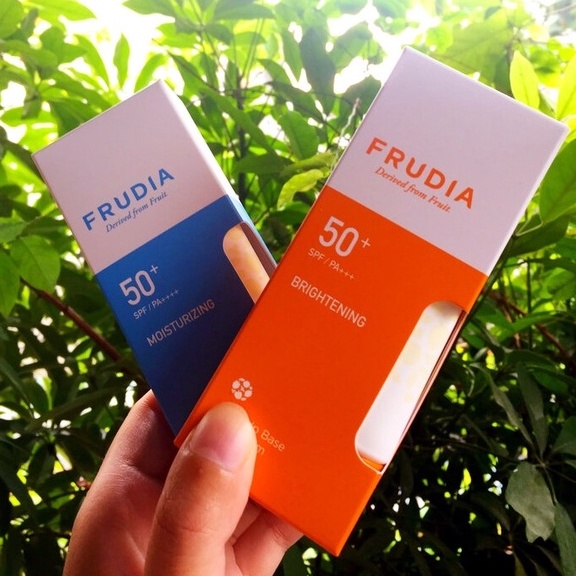 Tinh Chất Chống Nắng Frudia Dưỡng Ẩm Ngăn Ngừa Tia Uv Frudia Ultra Uv Shield Sun Essence  50g - KL009