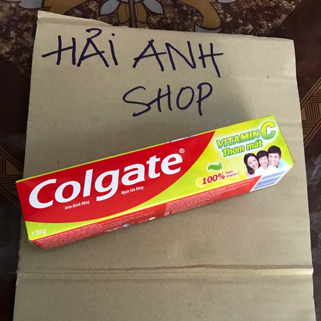 Kem đánh răng Colgate vitamin C 170g