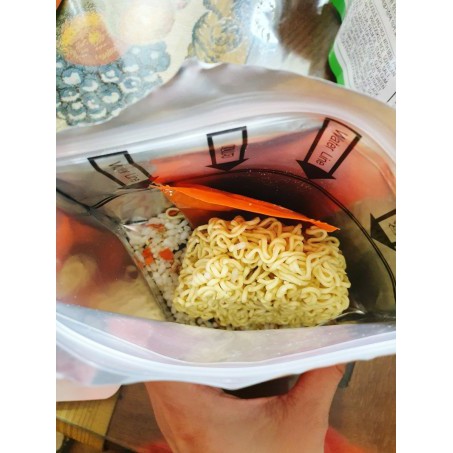 Mỳ và cơm ăn liền Easybab Woori Rice & Noodle Jjamppong 110g