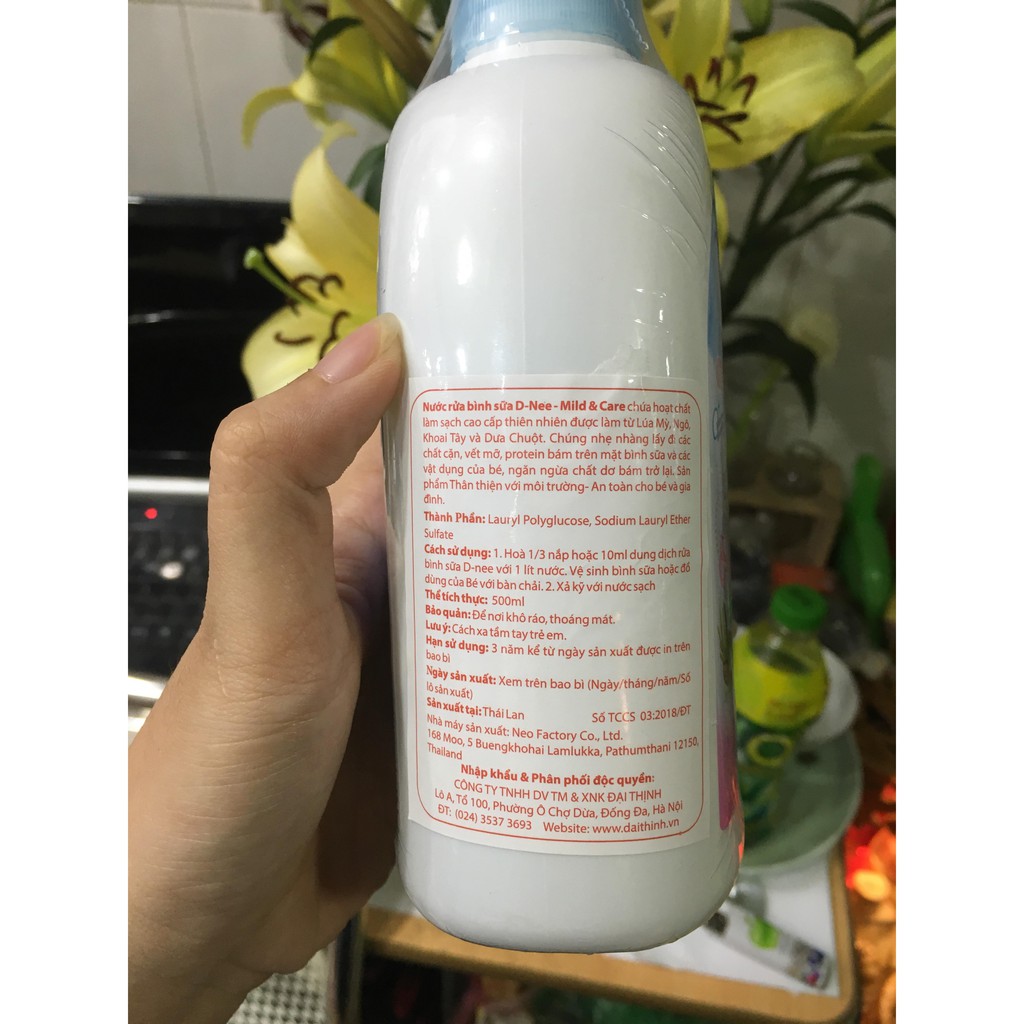 Rửa bình Dnee dạng chai