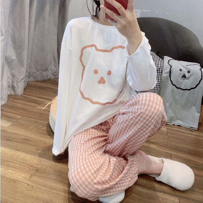 Bộ ngủ dài tay hình gấu quần kẻ caro, Bộ mặc nhà nữ kiểu dáng Hàn Quốc cute DN01 | BigBuy360 - bigbuy360.vn