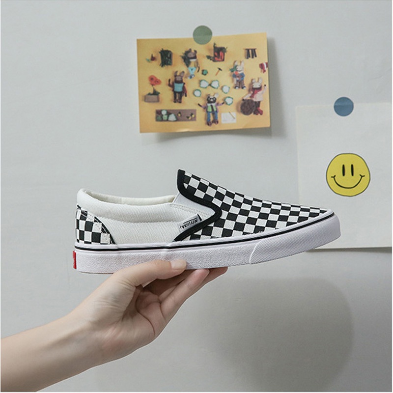 Giày Lười Slip On Họa Tiết Thêu Nhí Màu Sắc Vải Canvas Ulzzang Chính Hãng Cao Cấp GSL01-Molita