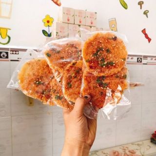 Combo 30 gói cơm cháy mắm hành loại ngon Reverie Food
