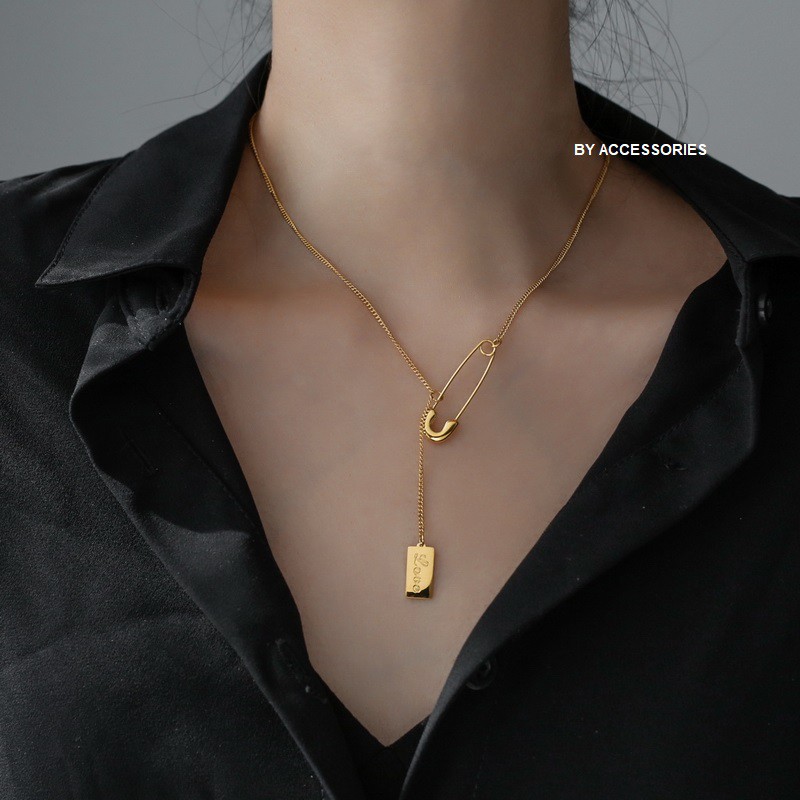 Dây chuyền titan kim tây Love không gỉ WN200408