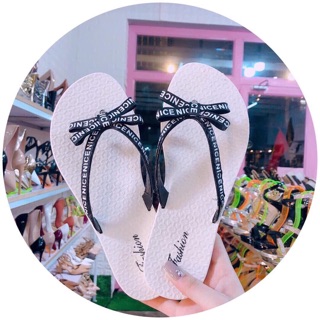 Dép kẹp nơ