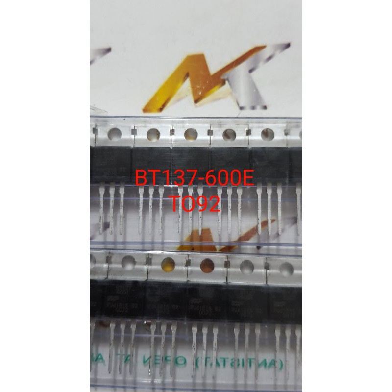 Linh kiện BT137-600E BT137 TO220 TRIAC 8A 600V (con)