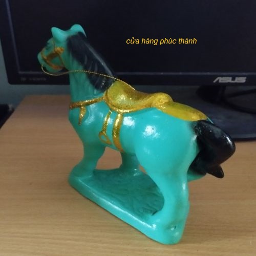 Ông ngựa đất xanh thờ cúng