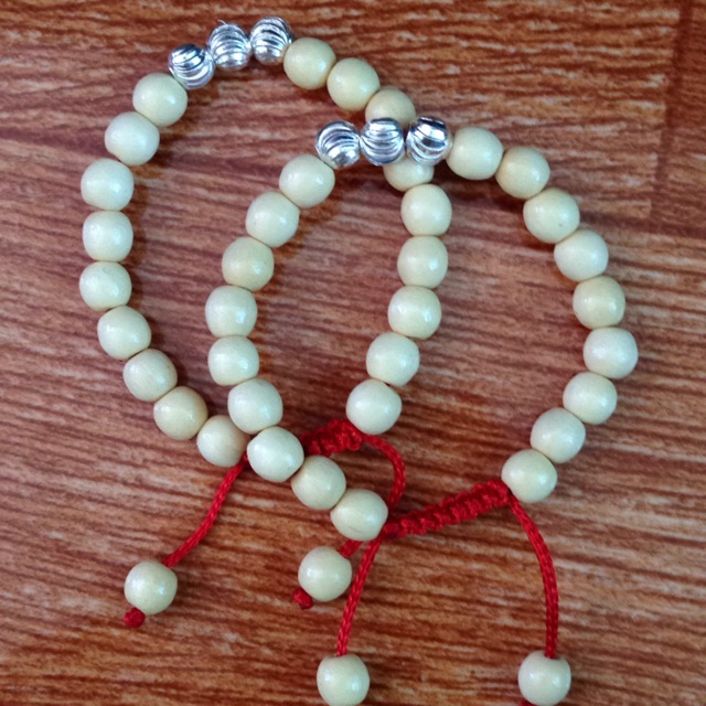 vòng dâu tằm 3 bi bạc