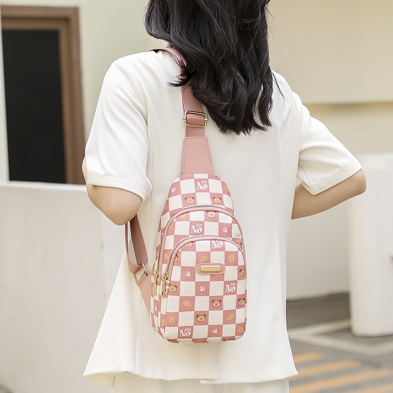 Túi Đeo Chéo Vai Chống Trộm In Hình Gấu Màu Trắng Thời Trang Dành Cho Nữ