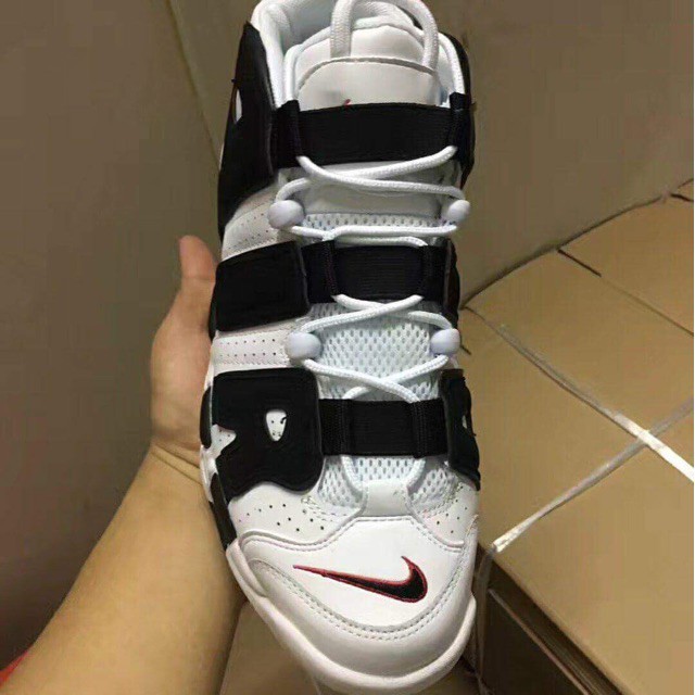 Giày Thể Thao Nike Air More Uptempo Trắng Chữ Đen _Giaysneaker
