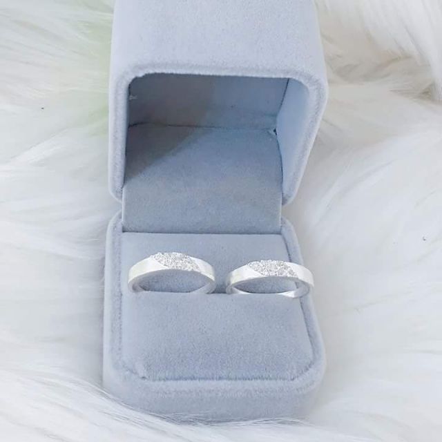 Nhẫn đôi bạc ta