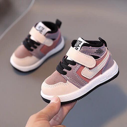 Giày bốt cao cổ trẻ em chất da mềm dáng thể thao cho bé trai bé gái từ 1-5 tuổi cực chất mẫu mới nhất 825