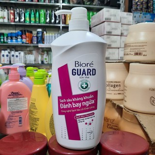 Sữa tắm Biore Guard Sạch Mịn Thư Giãn 800g (màu hồng)