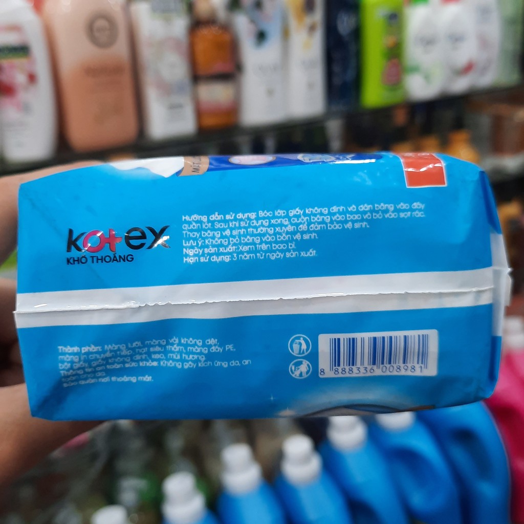 Băng vệ sinh Kotex khô thoáng - kết hợp chống tràn - siêu mỏng bảo vệ tối ưu 8 miếng 23cm
