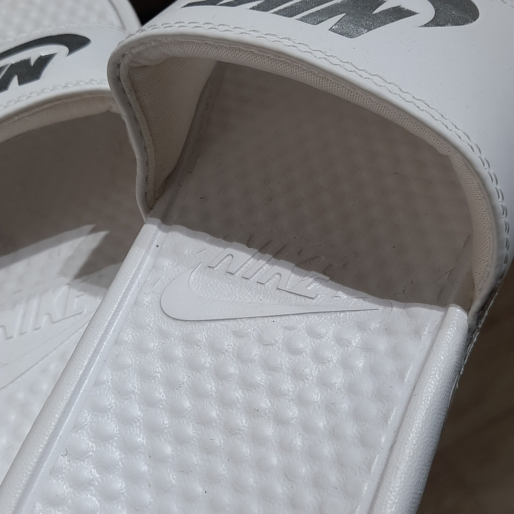 Dép Nam, Nữ Quai Ngang NK Benassi Trắng Logo Bạc