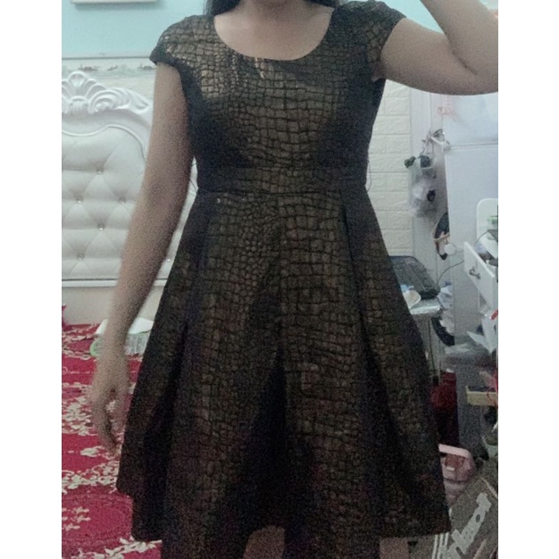 Thanh lý đầm tiệc sang giá rẻ size S new,