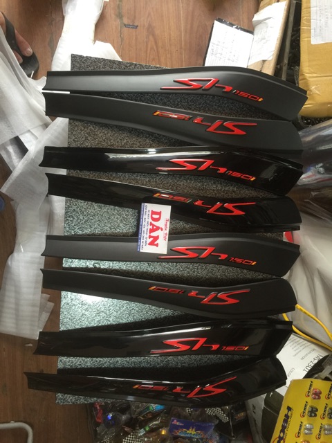 Nẹp sườn xe Sh 2017-2019