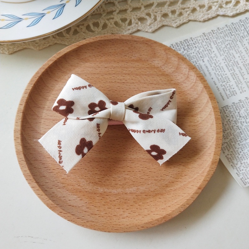 Kẹp nơ trà sữa họa tiết gấu hoa (7cm)phong cách retro đơn giản tiểu thư Hàn Quốc Tatitava