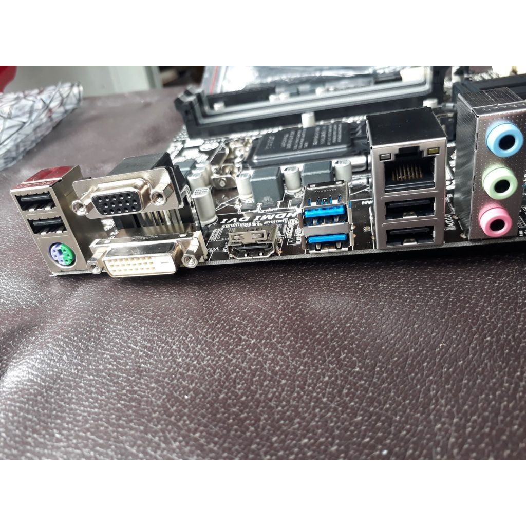 Mainboard giga B85-D3V PLUS 4 khe ram