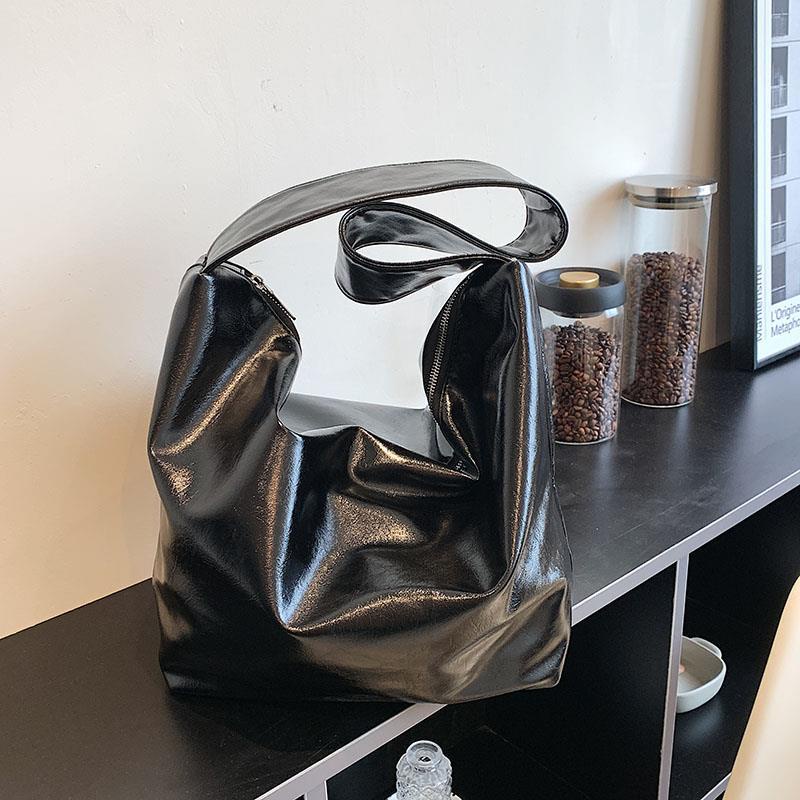 Túi đeo vai IELGY chất liệu mềm mại sức chứa lớn thời trang cho nữ