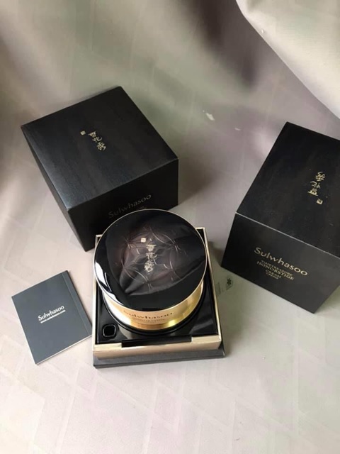 KEM SÂM ĐEN SULWHASOO TIMETREASURE HONORSTIGE - TRẺ HOÁ 10 NĂM TUỔI mẫu mới 2020