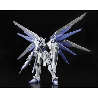 Mô hình lắp ráp RG 1/144 Freedom Gundam Deactive Mode