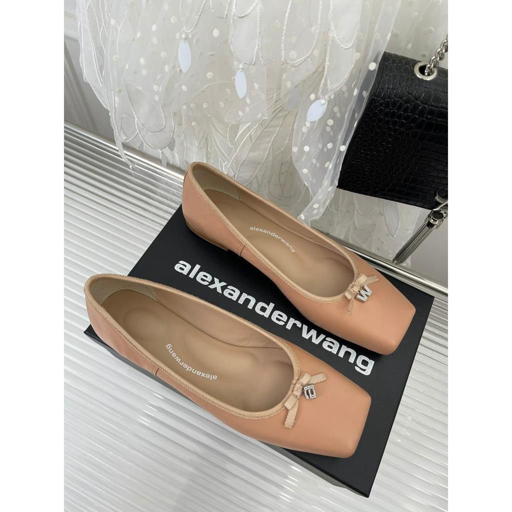 Giày búp bê thời trang cao cấp thương hiệu Alexander Wang thiết kế mũi vuông độc đáo, hiện đại