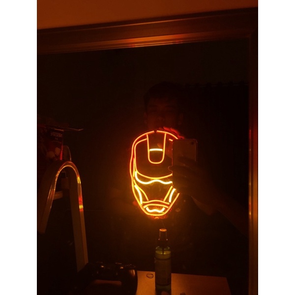 Đèn Led Neon Iron man trang trí phòng ngủ