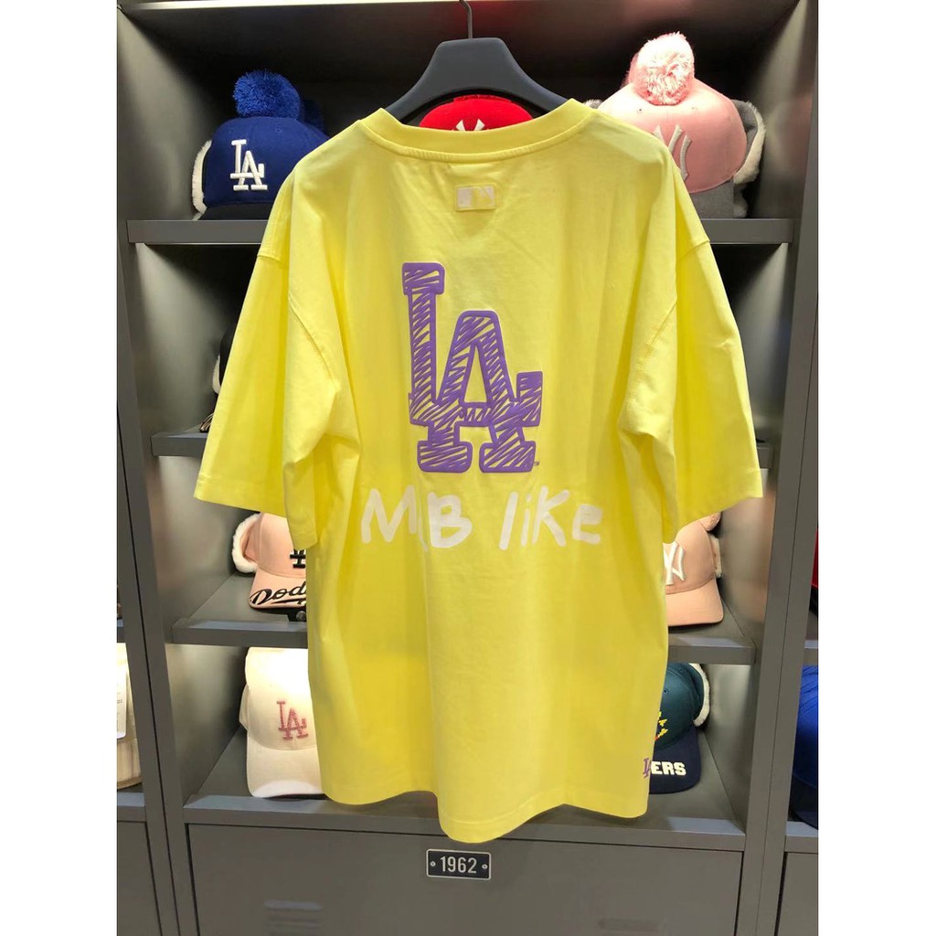 Áo thun tay ngắn cổ tròn in chữ cái MLB nhiều kiểu cá tính năng động dành cho nam và nữ