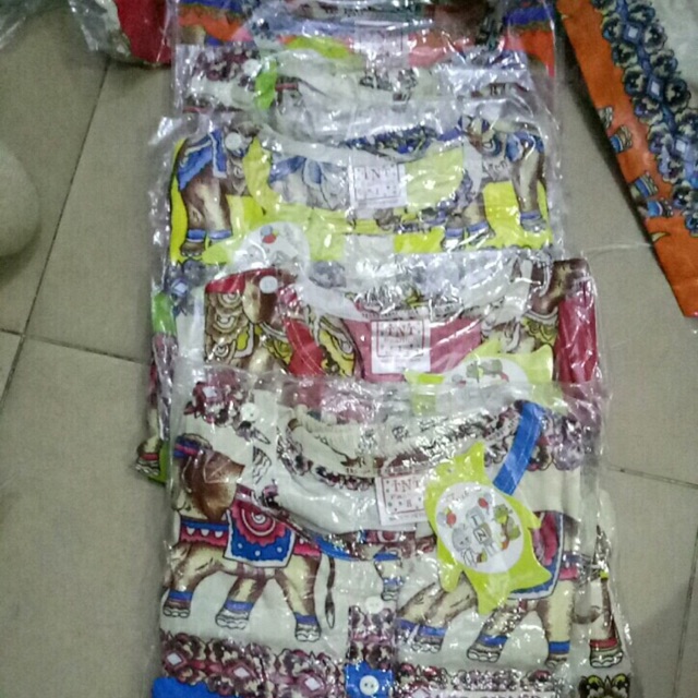 Bộ tone voi bé trai gái