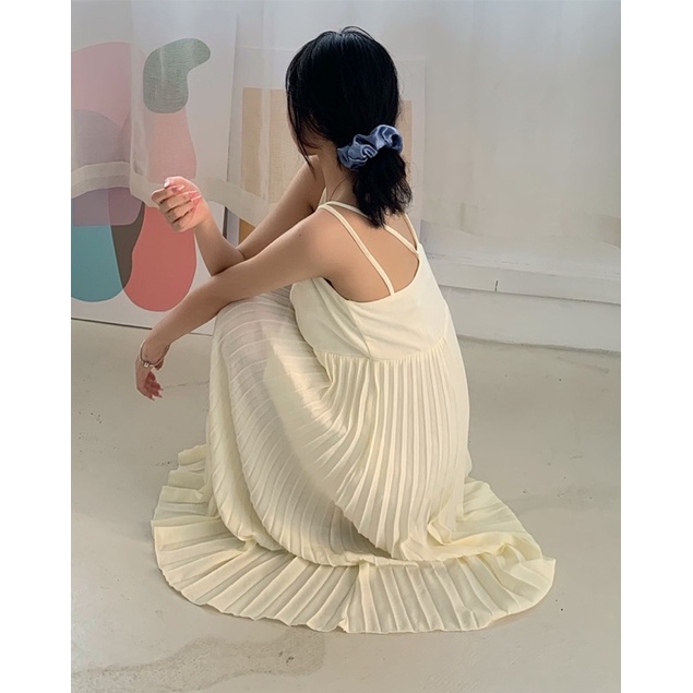 Pleated Dress - Đầm dây xếp li ulzzang phong cách Hàn Quốc