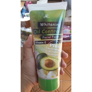 Sữa Rửa Mặt Bơ Thái Lan 210ml