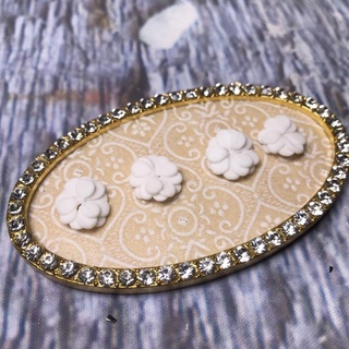 Hoa nail gắn móng tay